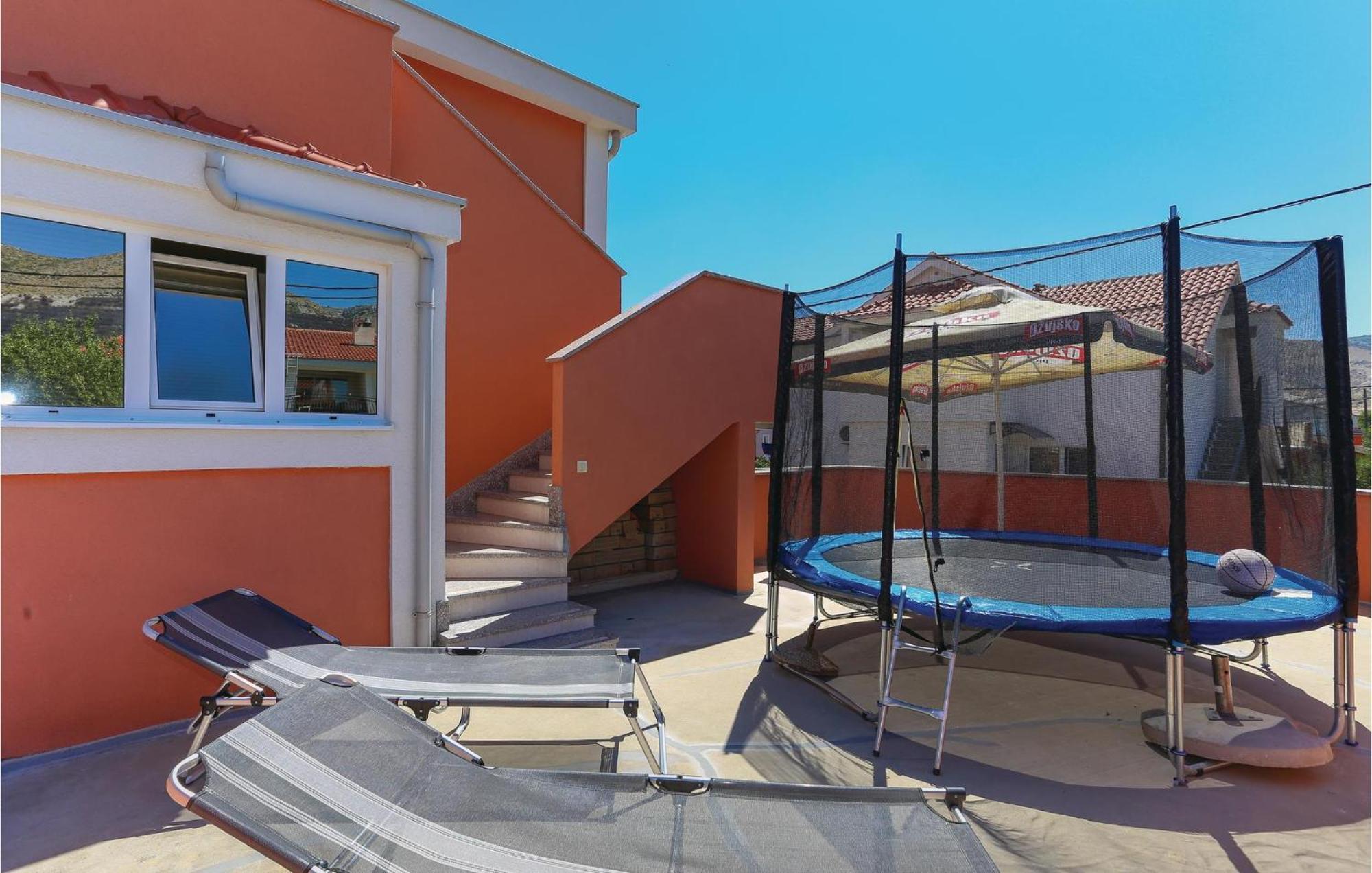 Nice Apartment In Plano With Kitchen エクステリア 写真