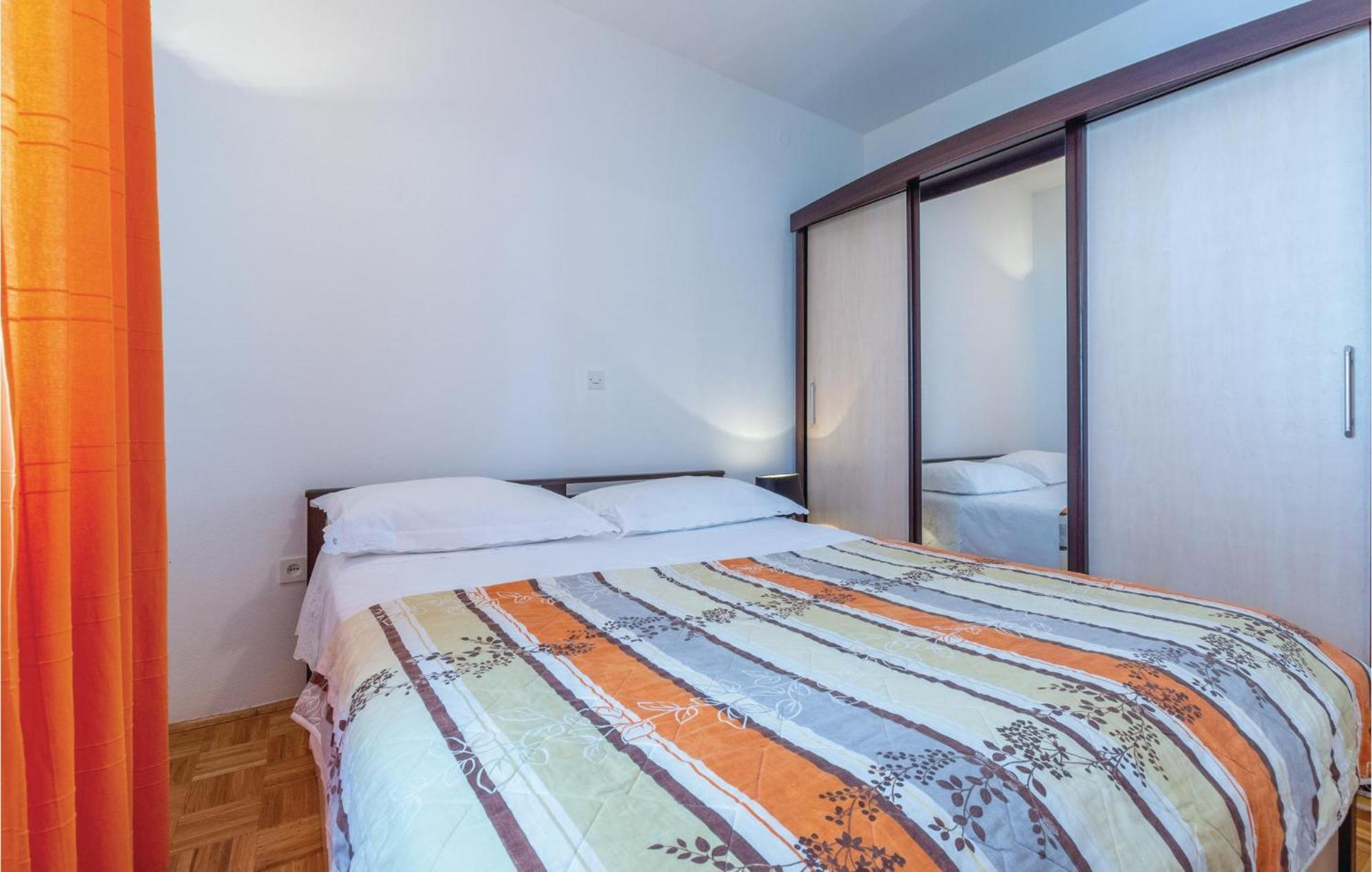 Nice Apartment In Plano With Kitchen エクステリア 写真